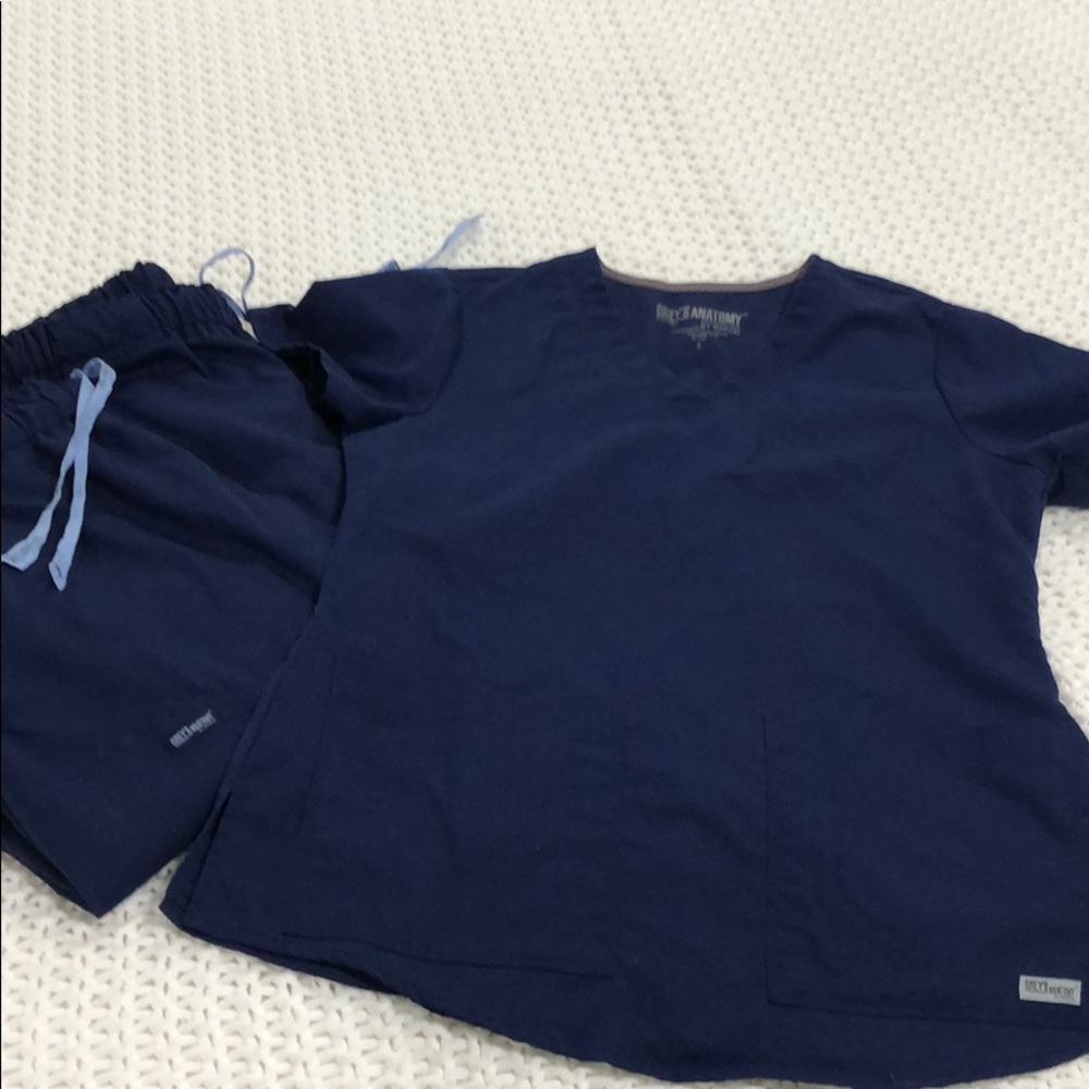 3pc Grey’s Anatomy women’s scrubs top & bottoms
